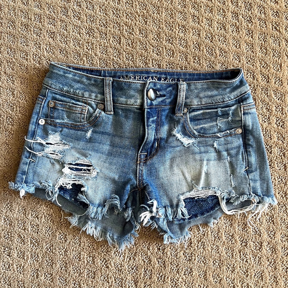 American Eagle 360 Super Stretch Shorts - size 0